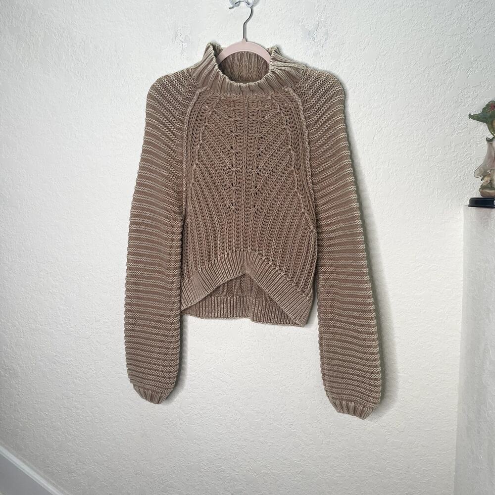 Free People Sweetheart Sweater XS Sand Castle Chunky Knit Mock Neck High Low